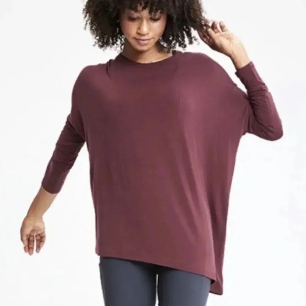 Athleta Cloudlight Top Size Small